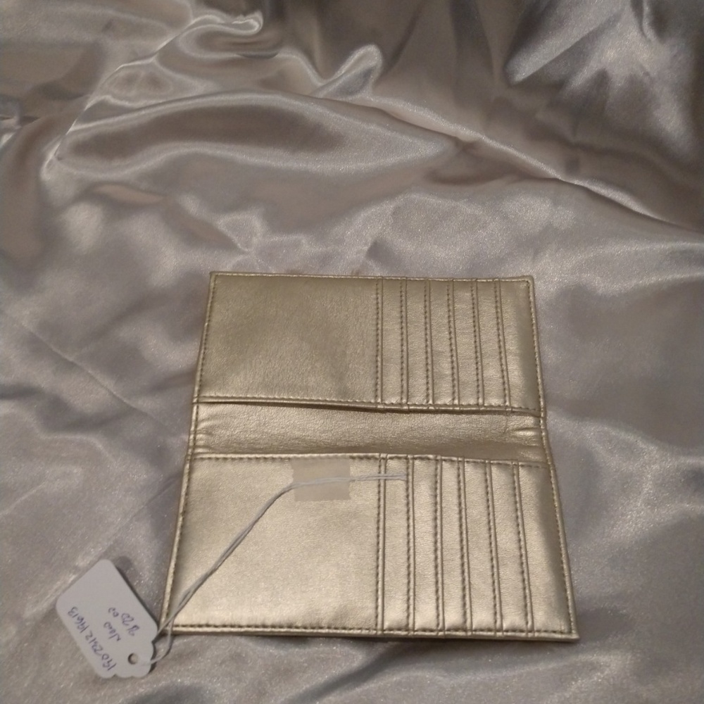 Wallet - Picture 3 of 3